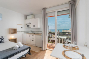 Blonzu Benin, Benalmadena